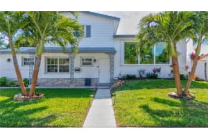 1016 Ne 4th Court, Hallandale Beach, Fl 33009, Hallandale Beach