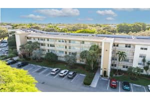 2301 Lucaya Ln M1, Coconut Creek