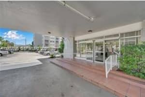16740 NE 9th Ave APT 405, North Miami Beach, FL 33162, - MLS#A11937348