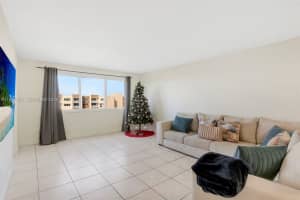 6940 Miami Gardens Dr 1 531, Hialeah, FL 33015, - MLS#A11937355