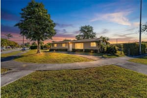 11190 Sw 57th St, Miami