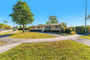 11190 SW 57th St, Miami, FL 33173, - MLS#A11937378