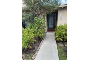 2429 SW 110th Ave, Miami, FL 33165, - MLS#A11937389