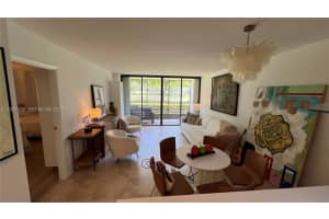 20500 W Country Club Dr APT 117, Aventura, FL 33180, - MLS#A11937390