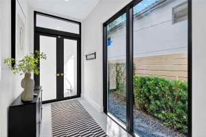 609 Ne 8th Ave A Fort Lauderdale, FL 33304 - MLS#A11937405