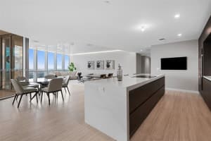 851 Ne 1st Ave Ph4912 Miami, FL 33132 - MLS#A11937409