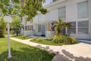 6865 Bay Dr APT 22, Miami Beach, FL 33141, - MLS#A11937475