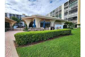 1631 Riverview Rd APT 203, Deerfield Beach, FL 33441, - MLS#A11937482