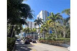 5091 Nw 7th St Ph-10, Miami