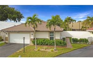 6011 Manchester Ln, Davie, FL 33331, - MLS#A11937494