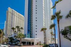 16485 Collins Ave Apartment 232, Sunny Isles Beach, FL 33160, - MLS#A11937529