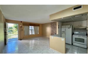 2901 NW 47th Terrace APT 239B, Lauderdale Lakes, FL 33313, - MLS#A11937537