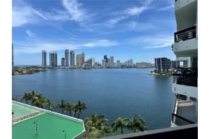 Tower 500, 3530 Mystic Pointe Dr APT 1213, Aventura, FL 33180, - MLS#A11937573
