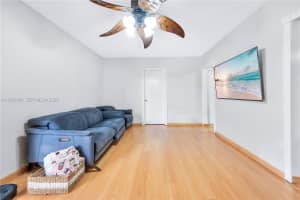 5015 E Palm Ct, Hialeah, FL 33013, - MLS#A11937644