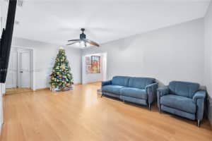 5015 E Palm Ct, Hialeah, FL 33013, - MLS#A11937644