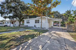 870 NE 144th St, North Miami, FL 33161, - MLS#A11937650