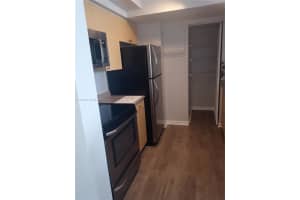 1900 Van Buren St 309b Hollywood, FL 33020 - MLS#A11937705