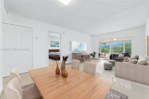 2951 Nw 46th Ave 306, Lauderdale Lakes