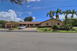 278 SW 7th St Apt 1-4, Dania Beach, FL 33004, - MLS#A11937753