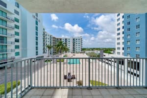 140 S Dixie Hwy APT 602, Hollywood, FL 33020, - MLS#A11937792