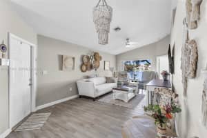 10831 NW 3rd Ct, Pembroke Pines, FL 33026, - MLS#A11937809