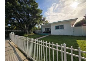 13895 NE 11th Ave, North Miami, FL 33161, - MLS#A11937844