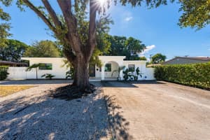 638 NE 141st St, North Miami, FL 33161, - MLS#A11937856