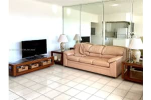 3177 S Ocean Dr APT 305, Hallandale Beach, FL 33009, - MLS#A11937860