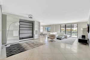 9801 Collins Ave APT 5S, Bal Harbour, FL 33154, - MLS#A11937871