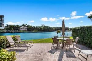 3150 Ne 48th Ct 107, Lighthouse Point