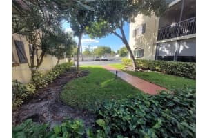 253 S Cypress Rd 206, Pompano Beach