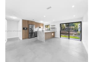 212 SW 7th St, Hallandale Beach, FL 33009, - MLS#A11937936