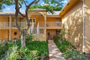 401 SE 10th St APT B205, Dania Beach, FL 33004, - MLS#A11937940