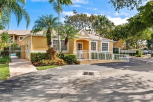 401 SE 10th St APT B205, Dania Beach, FL 33004, - MLS#A11937940