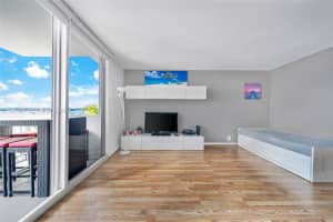 1200 West Ave APT 327, Miami Beach, FL 33139, - MLS#A11937961