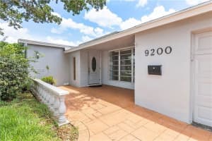 9200 SW 55th St, Cooper City, FL 33328, - MLS#A11937963