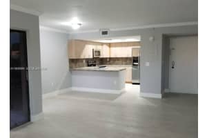 10847 Nw 7th St 16-22, Miami