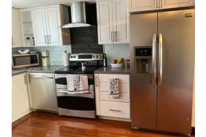 9351 Fontainebleau Blvd B206, Miami