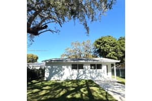 6091 Sw 64th Ter, South Miami