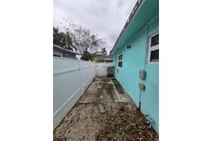 917 Sw 16th St 1-2, Fort Lauderdale