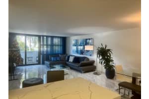 10101 E Bay Harbor Dr APT 309, Bay Harbor Islands, FL 33154, - MLS#A11938052