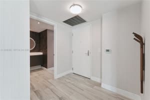 300 Sunny Isles Blvd 4-1107 Sunny Isles Beach, FL 33160 - MLS#A11938090