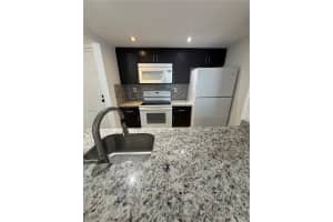 7075 Nw 186th St C409 Hialeah, FL 33015 - Off Market