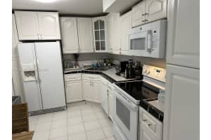 6039 Collins Ave APT 1434, Miami Beach, FL 33140, - MLS#A11938105