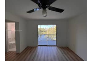 20520 NW 15th Ave APT 221, Miami Gardens, FL 33169, - MLS#A11938126