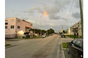 1305 W 53rd St APT 305, Hialeah, FL 33012, - MLS#A11938131