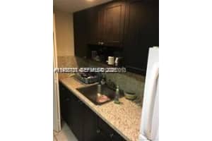 1305 W 53rd St APT 305, Hialeah, FL 33012, - MLS#A11938131