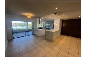 7281 Sunset Strip Sunrise, FL 33313 - MLS#A11938140