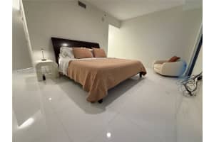 MLS# A11938177, Miami Beach, Florida 33140