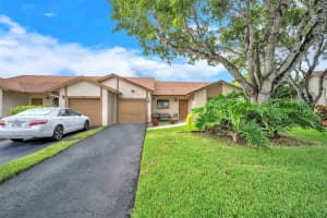 7702 Nw 60th St, Tamarac